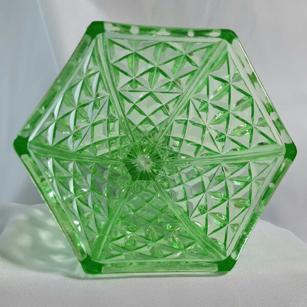hexagon depression glass green vase dg2866(2)