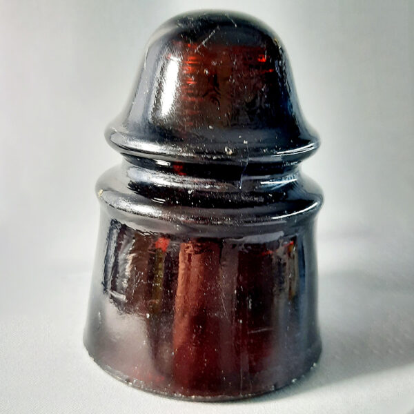 COL2149 - Amber Glass Insulator (Main)