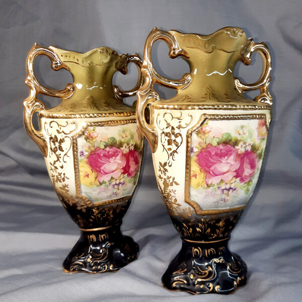 COL2732 - Pair of Victorian Vases (1)