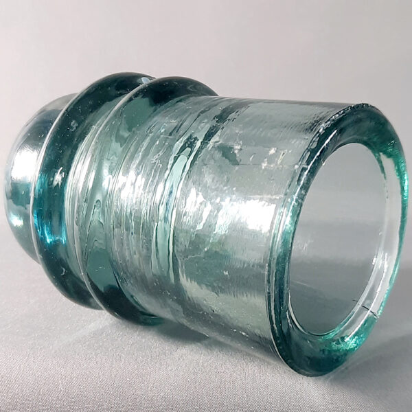 COL615 - Blue Glass Insulator (4)