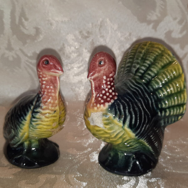 Darbyshire Turkey Salt and Pepper Shakers 1