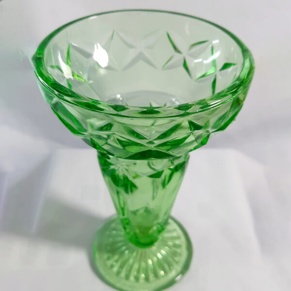 crown crystal glass vase emerald