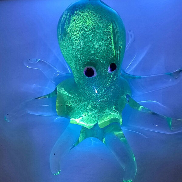 australian made artglass octopus