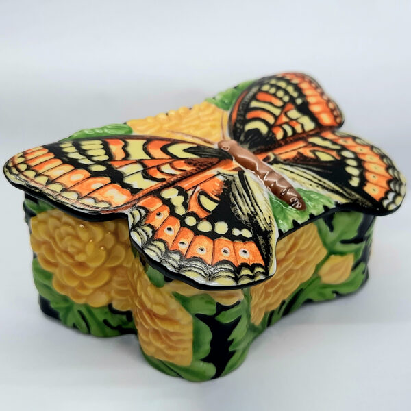 franklin mint collection butterfly music box #18