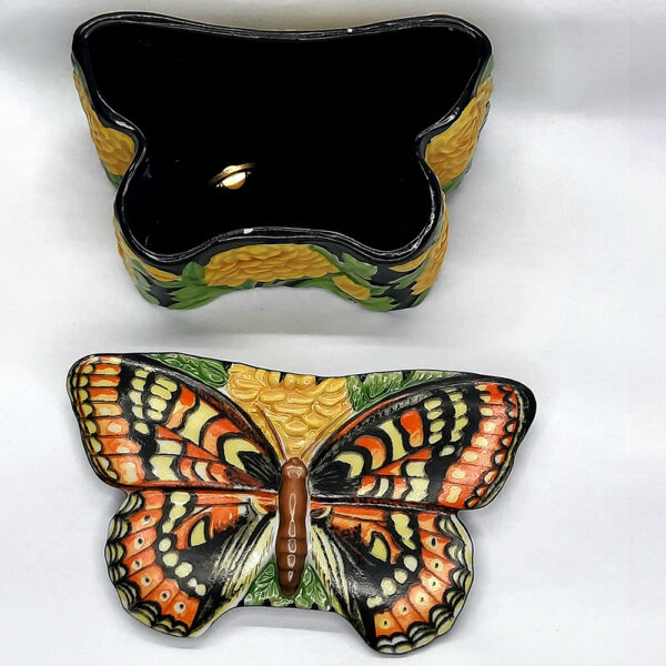 franklin mint collection butterfly music box #18