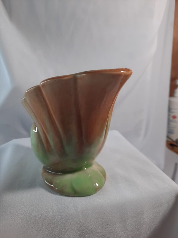 australian diana pottery fan shaped vase