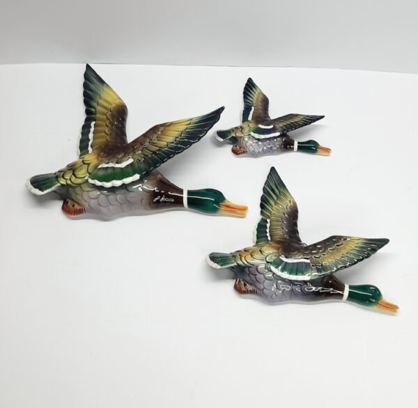 vintage set of 3 wall mallard flying ducks