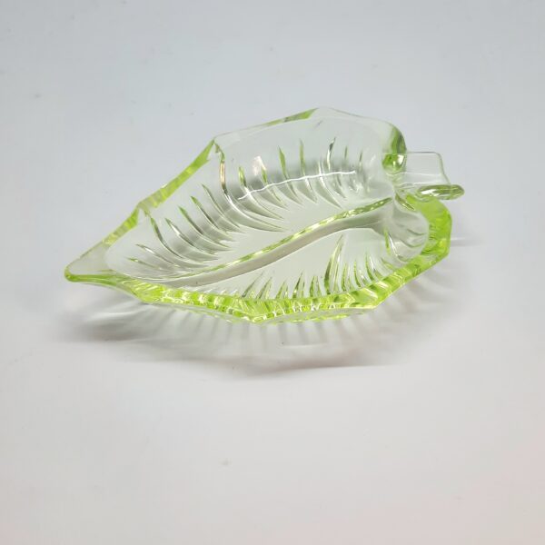 peedee uranium leaf dish