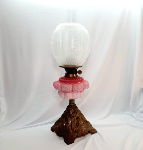 victorian pink ombre oil lamp