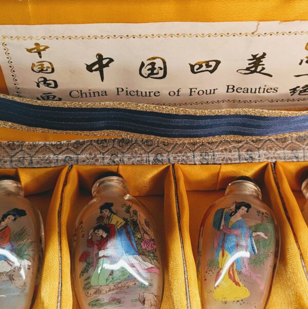 oriental perfume boxed perfume bottles