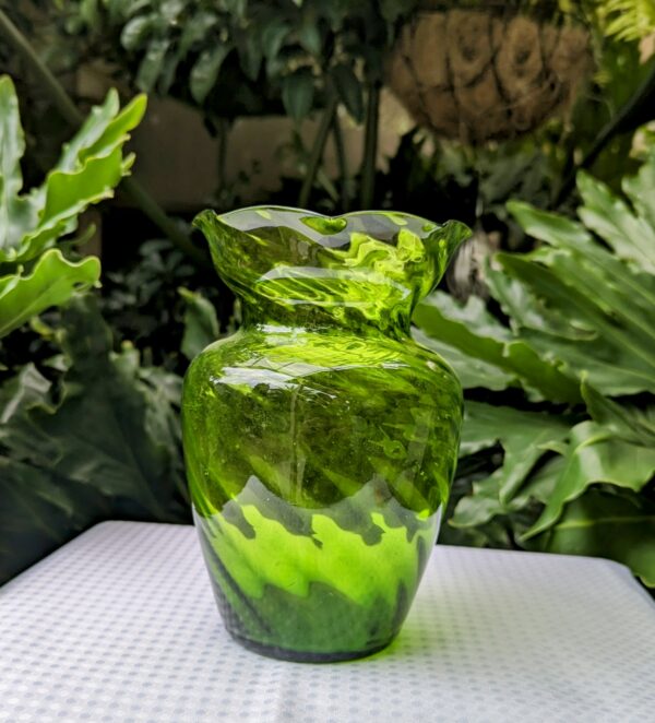 lime green swirl vase