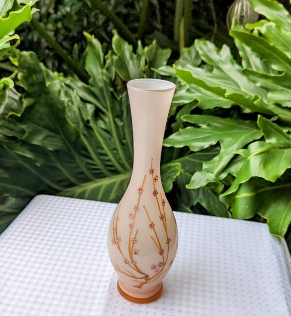 pale pink glass vase