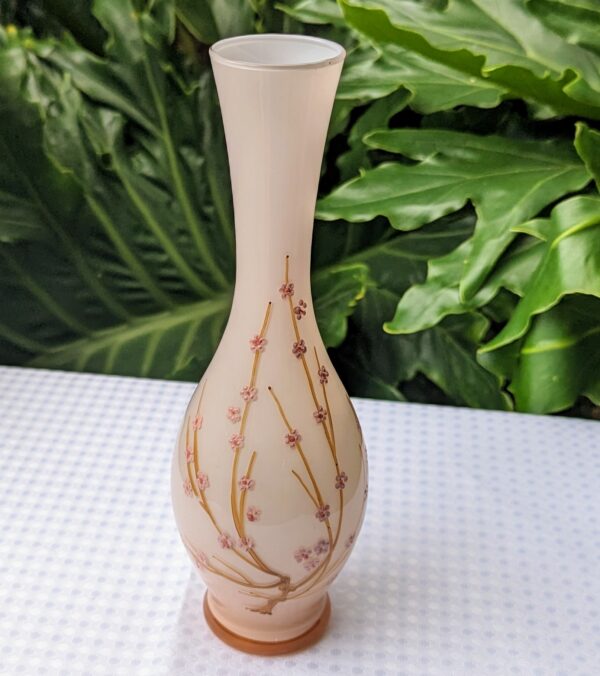 pale pink glass vase
