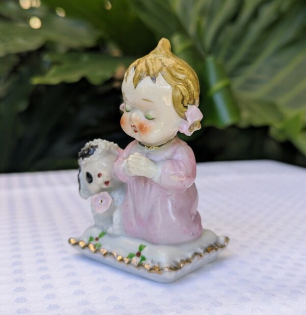 vintage praying children figurine