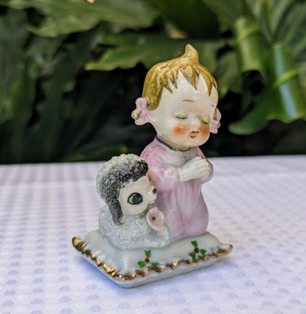 vintage praying children figurine