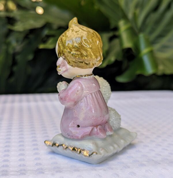 vintage praying children figurine